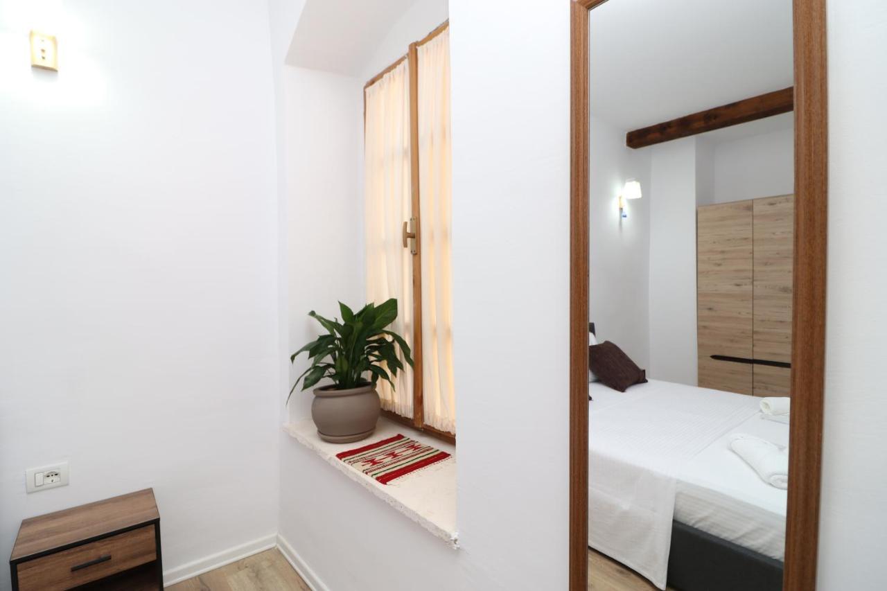 Gaia Bed & Breakfast Vlore Luaran gambar